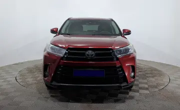 Toyota Highlander 2017 года за 10 990 000 тг. в Астана фото 2