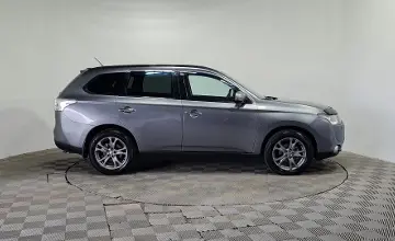 Mitsubishi Outlander 2012 года за 6 290 000 тг. в Алматы фото 4