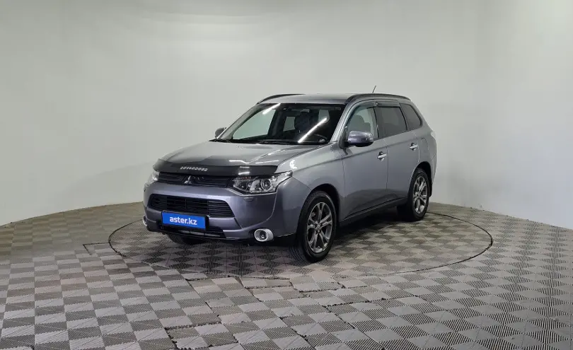 Mitsubishi Outlander 2012 года за 5 900 000 тг. в Алматы