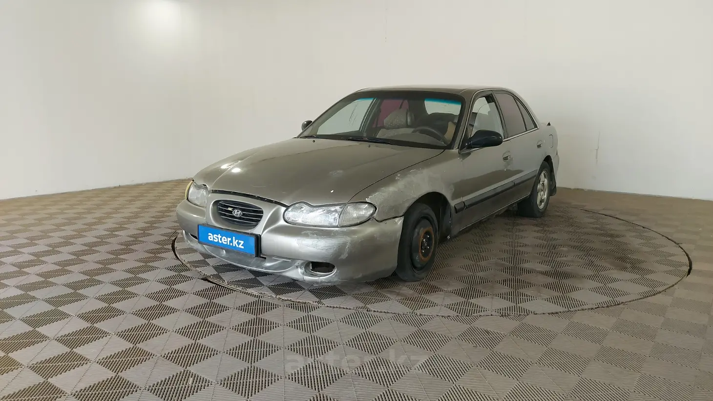 Hyundai Sonata, 1998