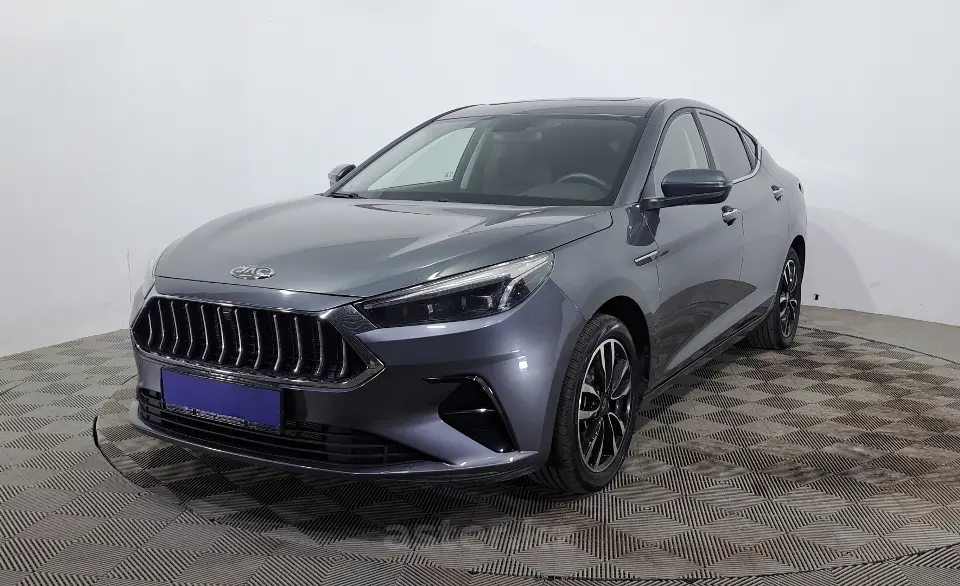 2023 JAC J7