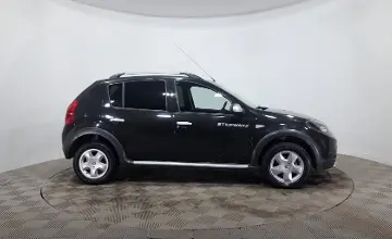Renault Sandero 2014 года за 3 590 000 тг. в Астана фото 4