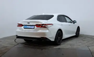 Toyota Camry 2021 года за 14 190 000 тг. в Астана