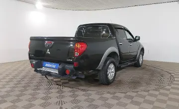 Mitsubishi L200 2014 года за 7 990 000 тг. в Шымкент