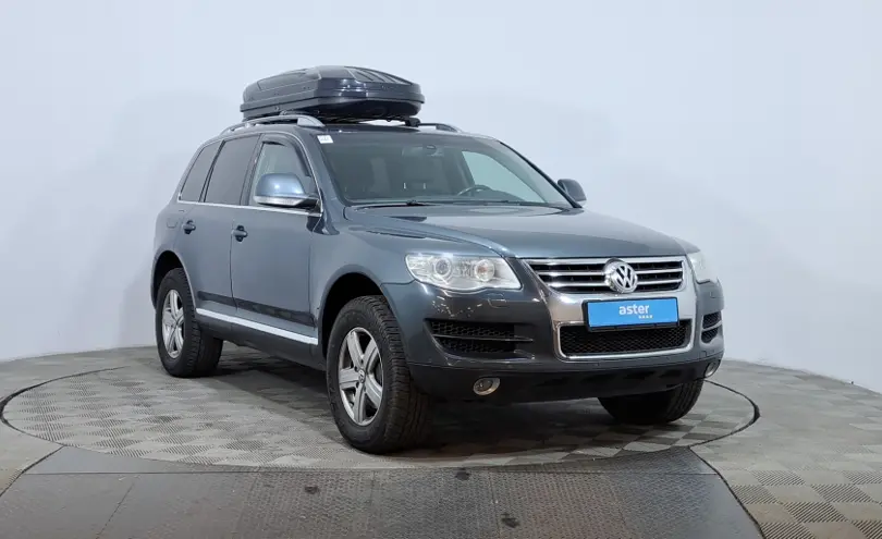 Volkswagen Touareg 2007 года за 6 290 000 тг. в Астана фото 3