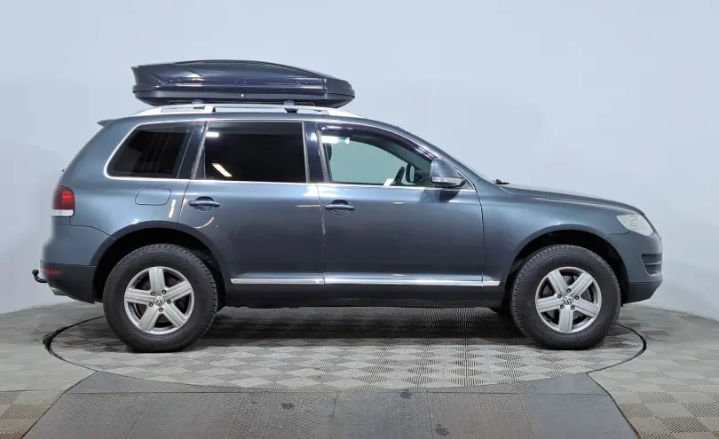 Volkswagen Touareg 2007 года за 6 290 000 тг. в Астана фото 4