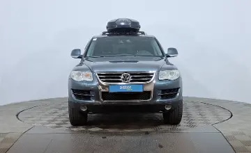 Volkswagen Touareg 2007 года за 7 750 000 тг. в Астана фото 2