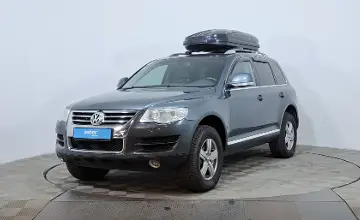 Volkswagen Touareg 2007 года за 7 750 000 тг. в Астана фото 1