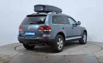 Volkswagen Touareg 2007 года за 7 750 000 тг. в Астана