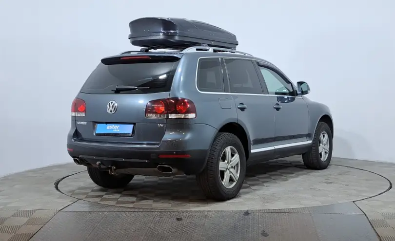Volkswagen Touareg 2007 года за 6 290 000 тг. в Астана фото 5