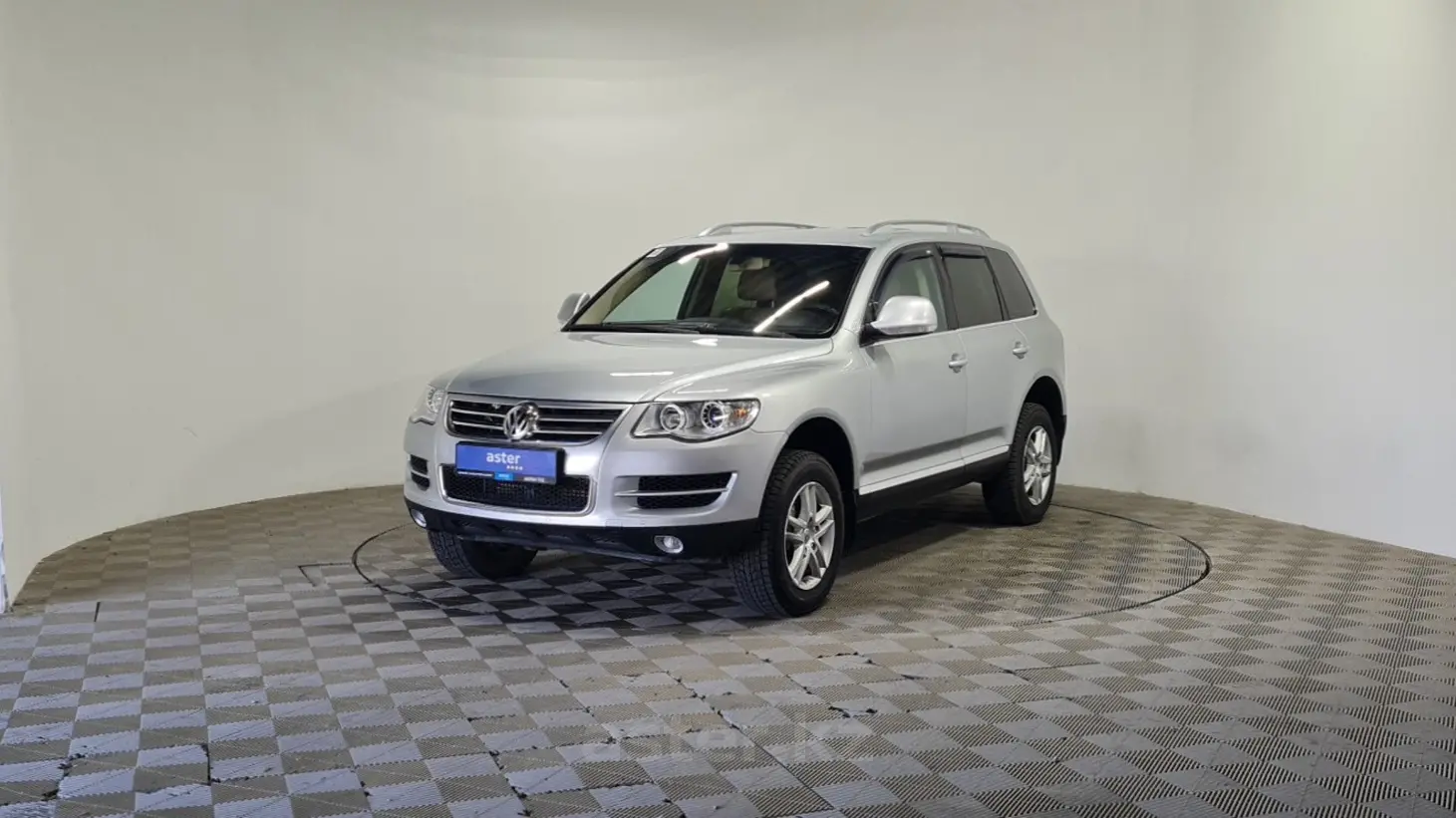 Volkswagen Touareg, 2008