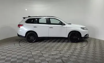 Mitsubishi Outlander 2022 года за 12 500 000 тг. в Алматы фото 4
