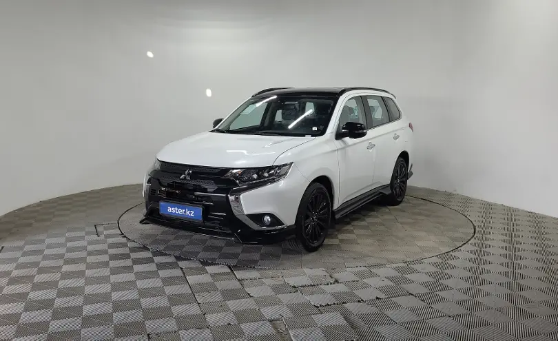 Mitsubishi Outlander 2022 года за 12 500 000 тг. в Алматы