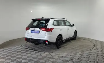 Mitsubishi Outlander 2022 года за 12 500 000 тг. в Алматы