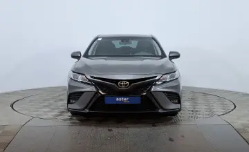 Toyota Camry 2020 года за 9 750 000 тг. в Астана фото 2