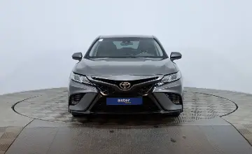 Toyota Camry 2020 года за 10 590 000 тг. в Астана фото 2