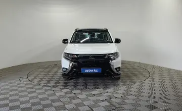 Mitsubishi Outlander 2022 года за 12 500 000 тг. в Алматы фото 2