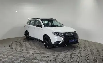 Mitsubishi Outlander 2022 года за 12 500 000 тг. в Алматы фото 3