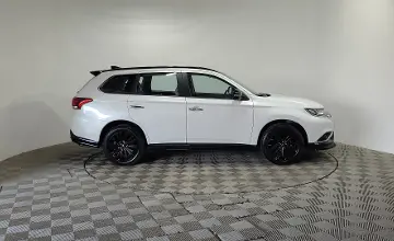 Mitsubishi Outlander 2022 года за 12 500 000 тг. в Алматы фото 4