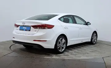 Hyundai Elantra 2018 года за 7 100 000 тг. в Астана