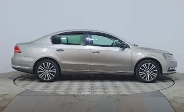 Volkswagen Passat 2012 года за 2 990 000 тг. в Астана фото 4