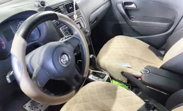 Volkswagen Polo 2015 года за 3 690 000 тг. в Астана фото 5