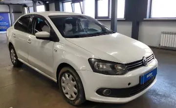 Volkswagen Polo 2015 года за 3 690 000 тг. в Астана фото 2