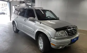 Suzuki XL7 2002 года за 2 790 000 тг. в Астана фото 2