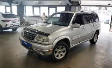 Suzuki XL7 2002 года за 2 790 000 тг. в Астана фото 1