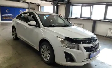 Chevrolet Cruze 2013 года за 2 590 000 тг. в Астана фото 2