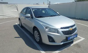 Chevrolet Cruze 2013 года за 3 490 000 тг. в Шымкент фото 2