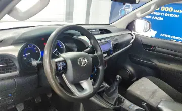 Toyota Hilux 2017 года за 12 590 000 тг. в Астана фото 5
