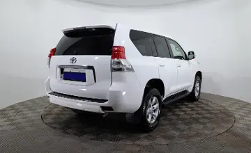 Toyota Land Cruiser Prado 2013 года за 17 990 000 тг. в Астана
