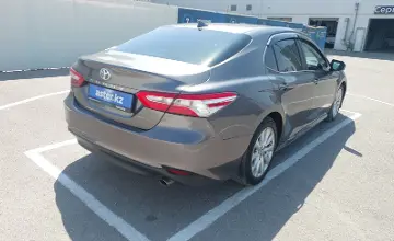 Toyota Camry 2019 года за 9 990 000 тг. в Шымкент фото 3