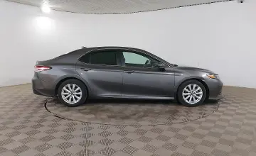 Toyota Camry 2019 года за 9 990 000 тг. в Шымкент фото 4