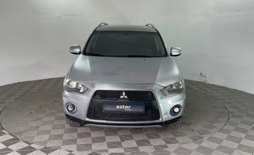 Mitsubishi Outlander 2010 года за 4 590 000 тг. в Павлодар фото 2