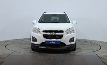 Chevrolet Tracker 2014 года за 3 890 000 тг. в Астана фото 2