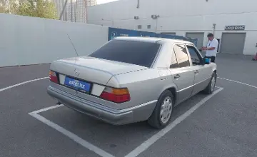 Mercedes-Benz E-Класс 1991 года за 1 190 000 тг. в Шымкент фото 3