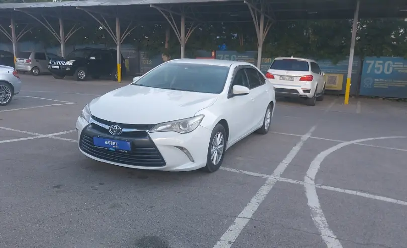 Toyota Camry 2017 года за 6 690 000 тг. в Алматы