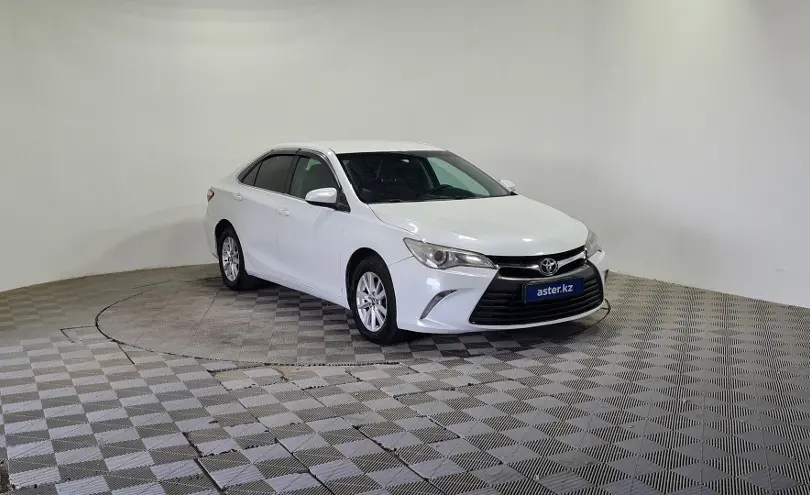 Toyota Camry 2017 года за 5 800 000 тг. в Алматы фото 3