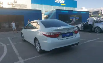 Toyota Camry 2017 года за 6 690 000 тг. в Алматы фото 4