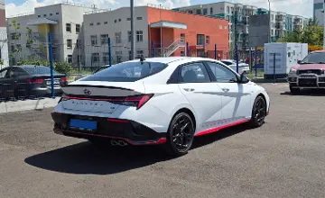 Hyundai Elantra 2024 года за 9 990 000 тг. в Алматы