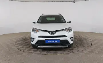 Toyota RAV4 2019 года за 10 500 000 тг. в Шымкент фото 2