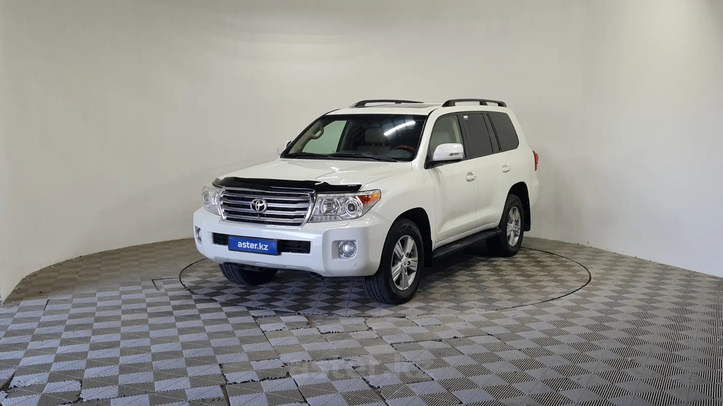 Toyota Land Cruiser, 2012