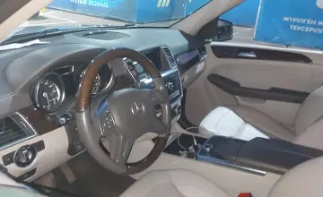 Mercedes-Benz GL-Класс 2014 года за 10 590 000 тг. в Алматы фото 5