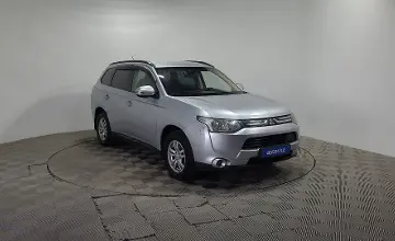 Mitsubishi Outlander 2013 года за 4 790 000 тг. в Алматы фото 3