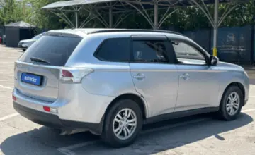 Mitsubishi Outlander 2013 года за 4 790 000 тг. в Алматы фото 3
