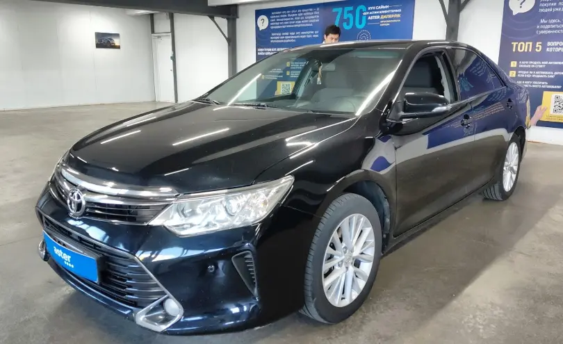 Toyota Camry 2016 года за 9 700 000 тг. в Астана
