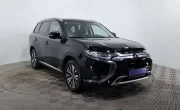 Mitsubishi Outlander 2022 года за 10 990 000 тг. в Астана фото 3