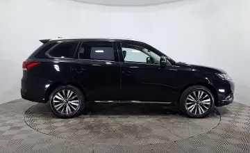Mitsubishi Outlander 2022 года за 10 990 000 тг. в Астана фото 4